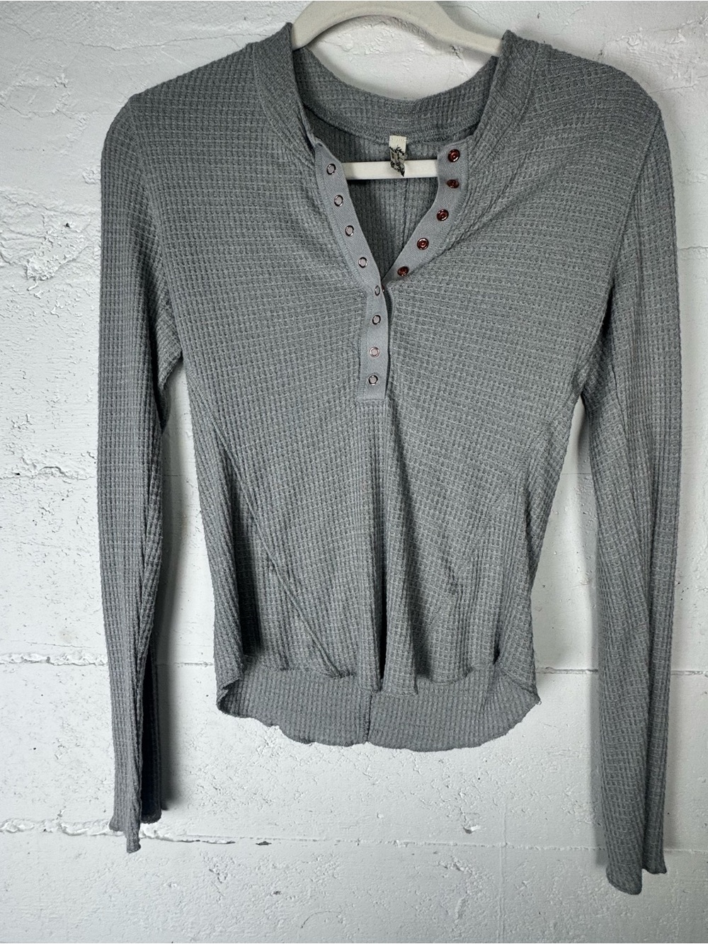Intimately Free People Top M One Of The Girls Henley Heather Gray Waffle Knit